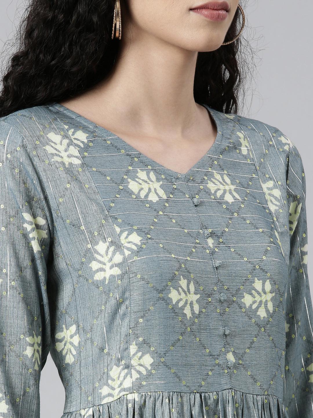 Closeup Image of the Neck Design of the new Indigo Colored Printed Viscose Rayon Kurta for women from samhitas apparel