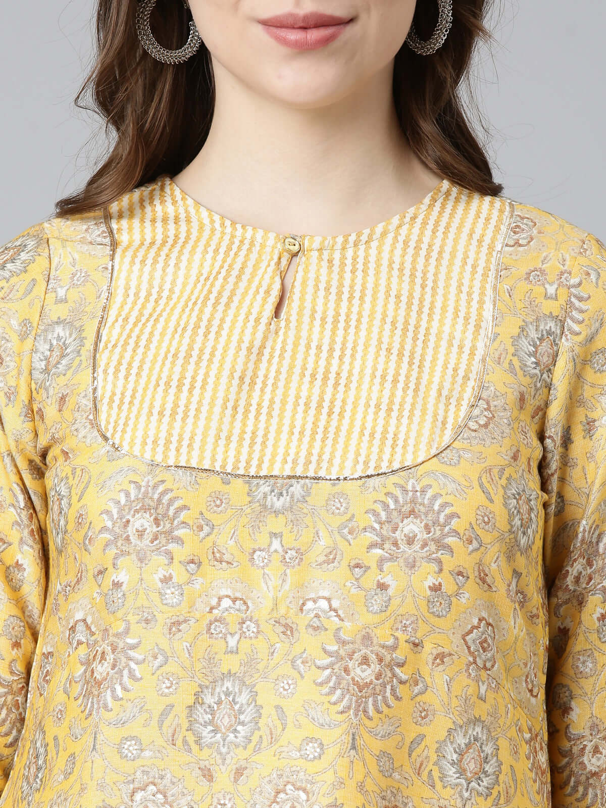 closeup View of Samhitas Light Yellow Kurti Sets For Women