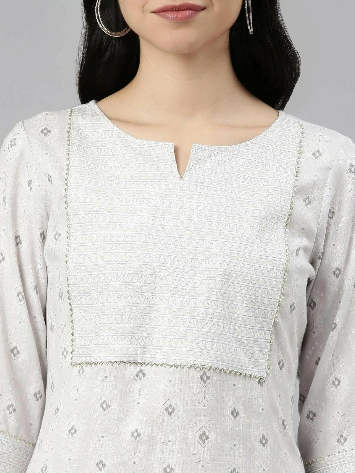 closeup view of Samhitas White Round Neck Loose Fit Kurta set for women