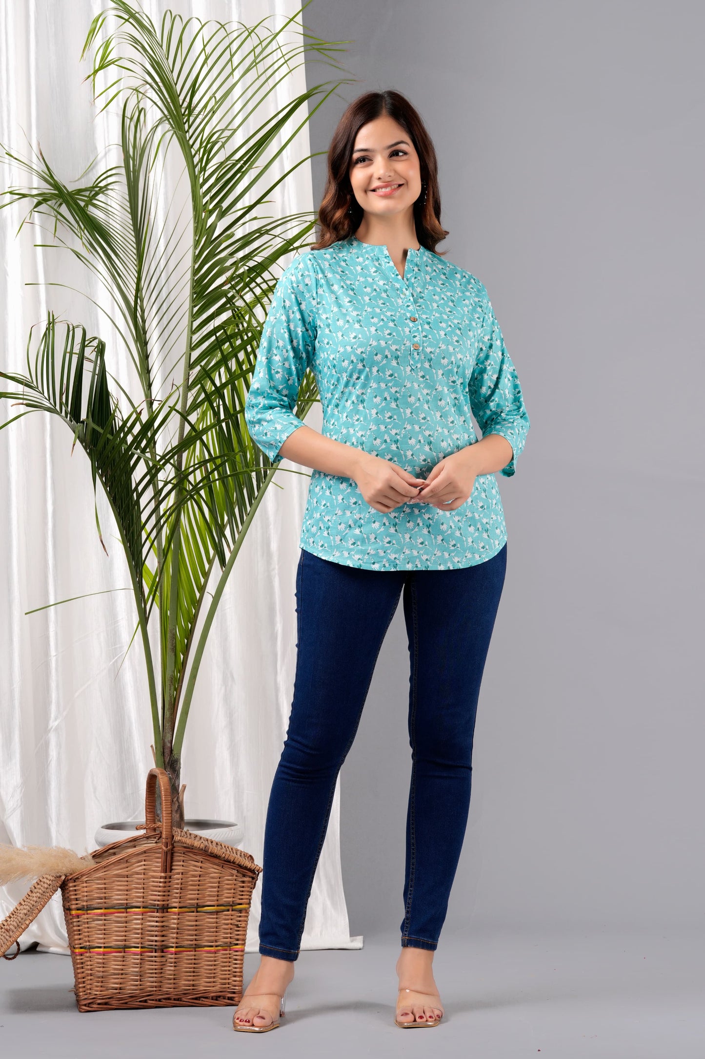 Sea Green Mandarin Collar Short Kurti With Tropical Abstract Print