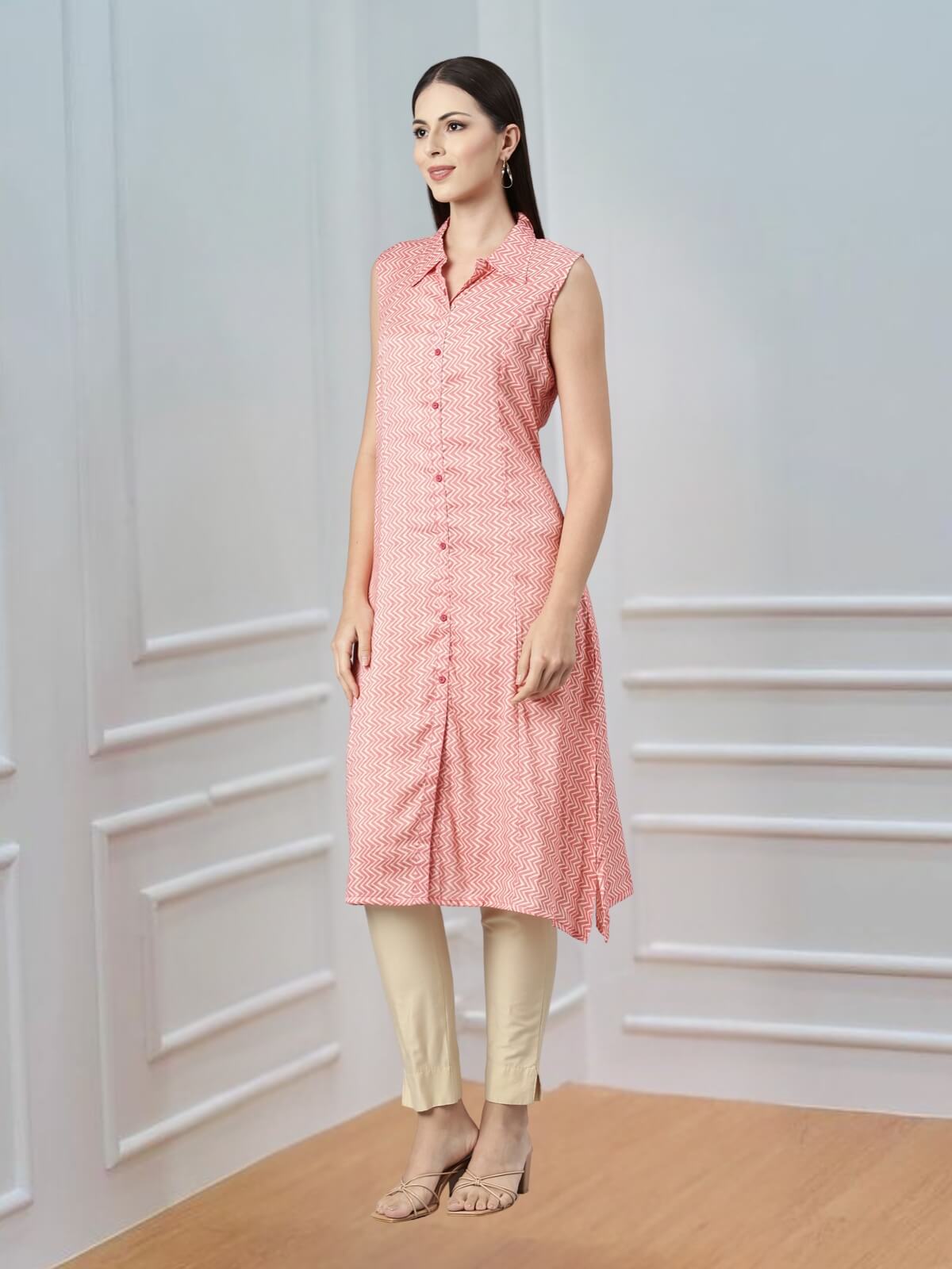 Sleeveless Pastel Pink Kurta with Long Pointed Collar & False Button
