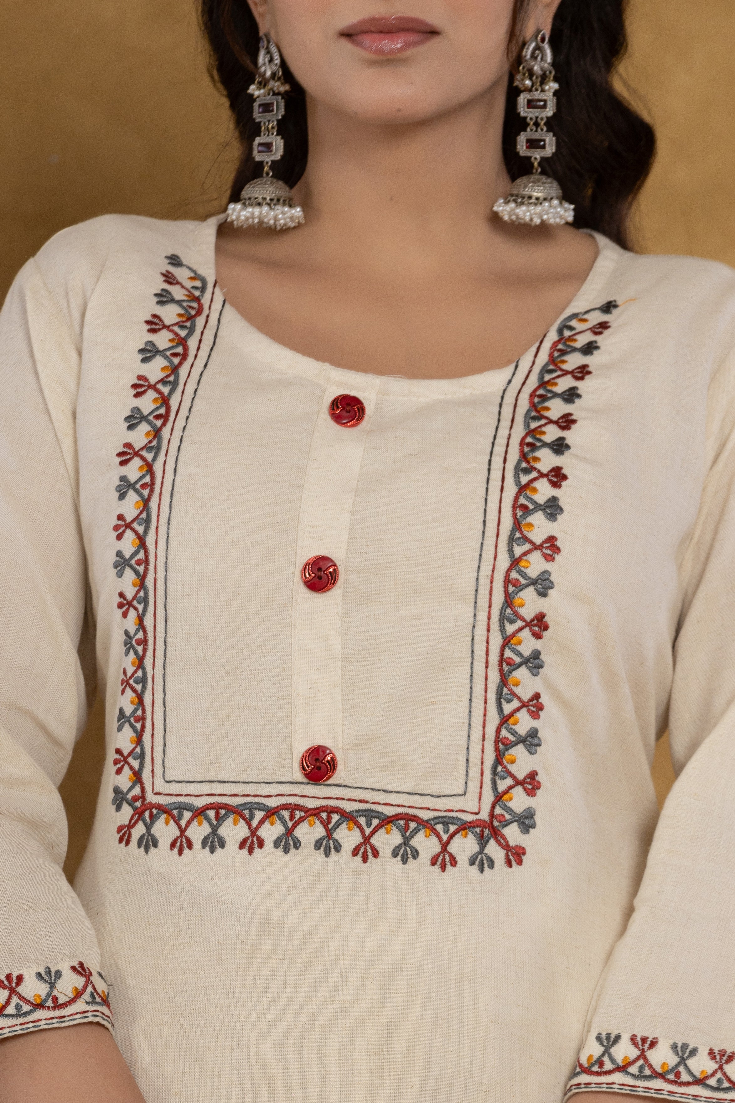 Off-White Cotton Kurti Set with Floral Embroidery And Dora Silk Dupatta