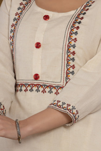 Off-White Kurti Set with Floral Embroidery, Pants & Printed Dupatta