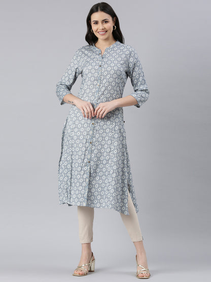 Front view of the Geometric Viscose Rayon Kurta for Women from Samhitas Apparel