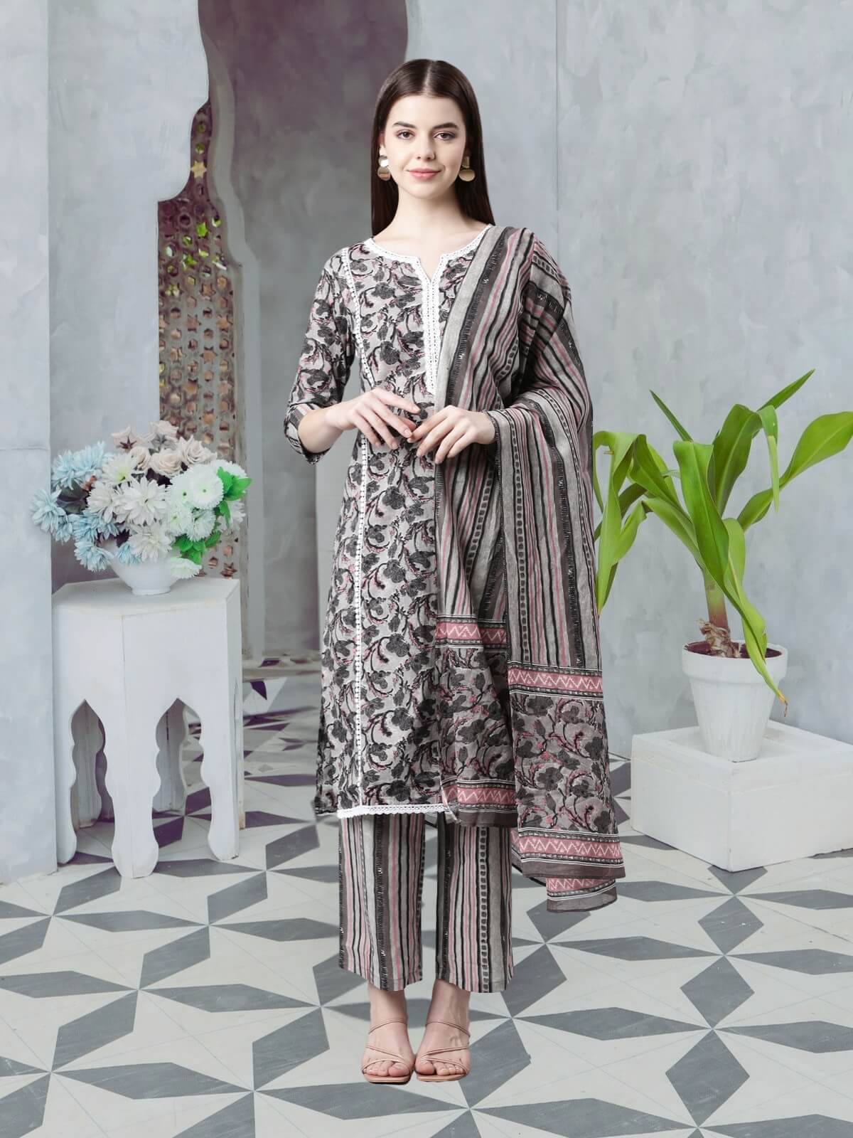 Women's Grey Round Neck Cotton Kurta Set with Dupatta