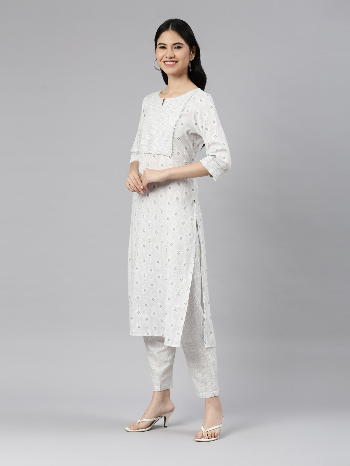 Elegant Grey Printed Straight Kurta for Women