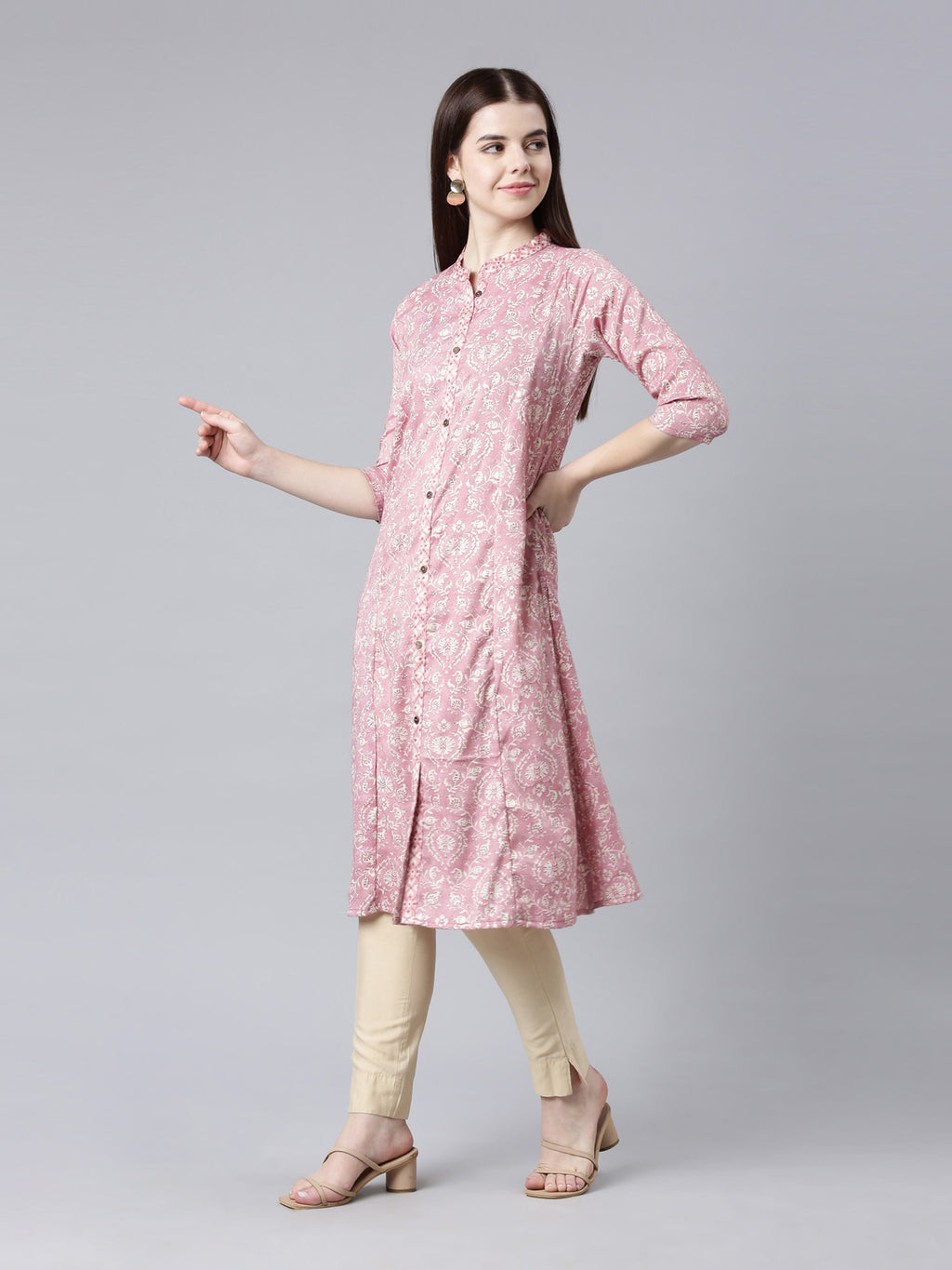 Mandarian Collar Geometric Viscose Rayon Kurta from samhitas apparel
