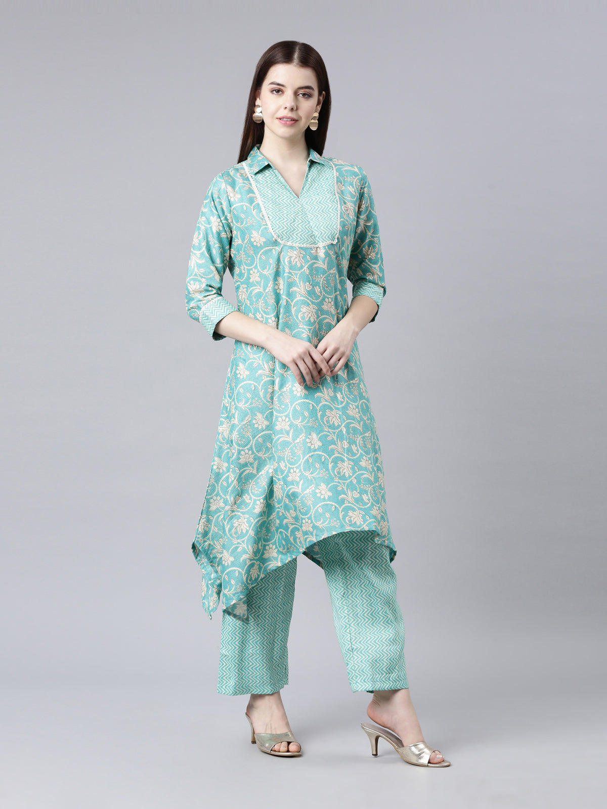 Women's Light Sea Green Viscose Rayon Kurta Sets from samhitas