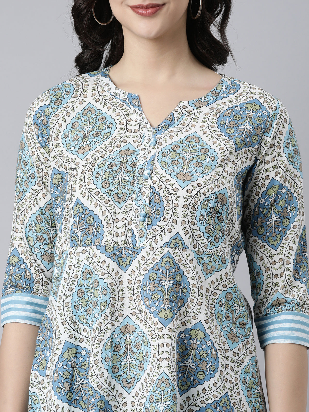 Women's Printed Blue Cotton Kurta Sets from samhitas apparel