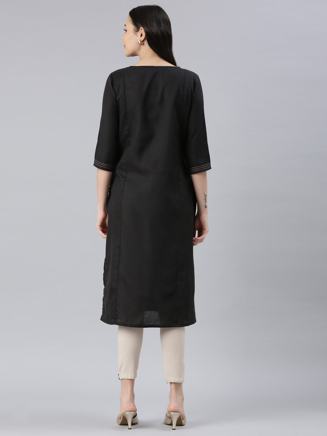 Embroidered Cotton Blend Straight full black Kurta for women