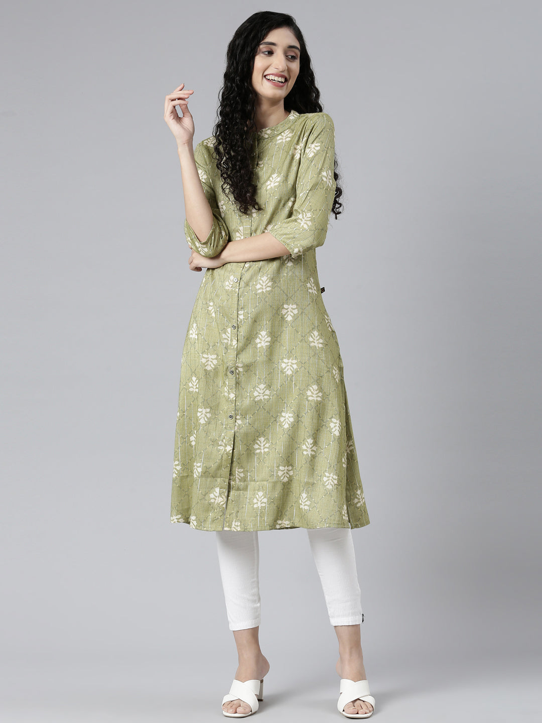 Buy Geometric Viscose Rayon Kurta for Women from samhitas