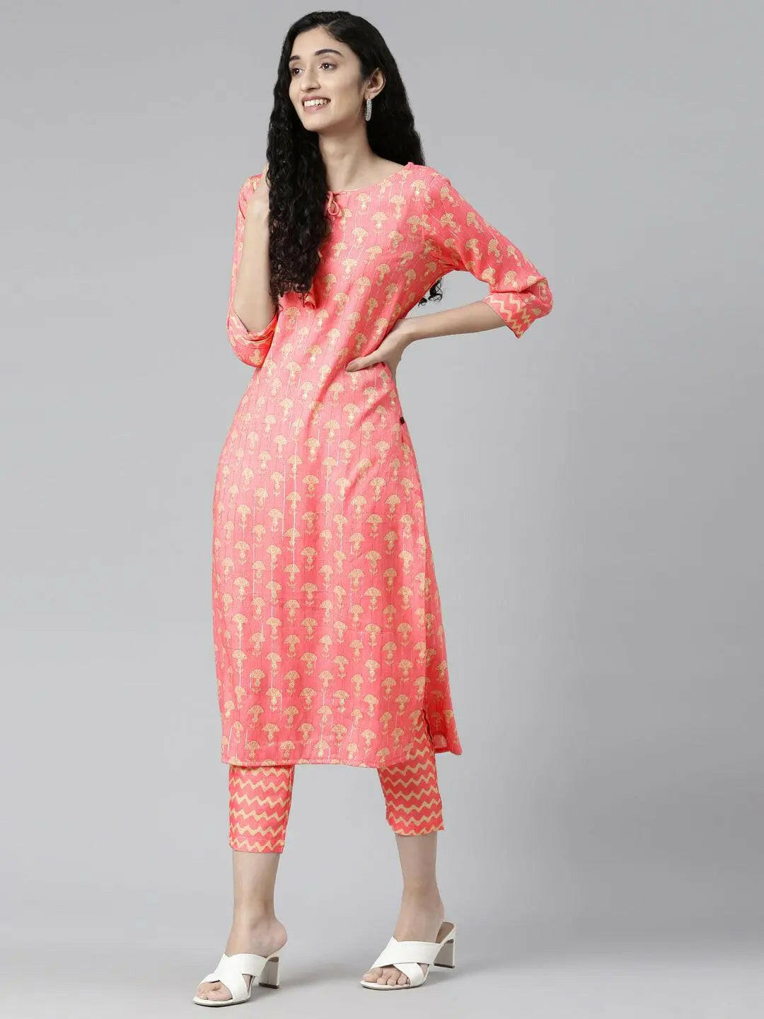 Floral Print Coral Straight Kurta Set from samhitas apparel