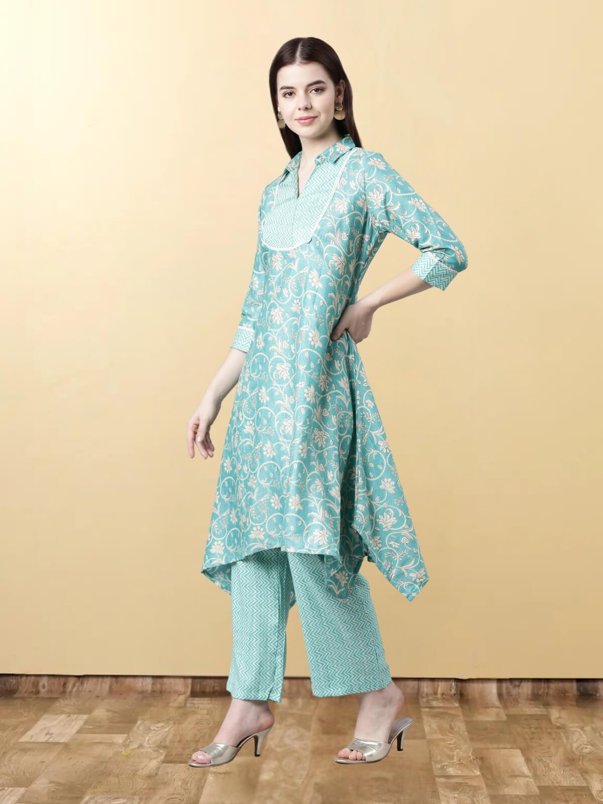 Light Sea Green Viscose Rayon Kurta Sets For Women