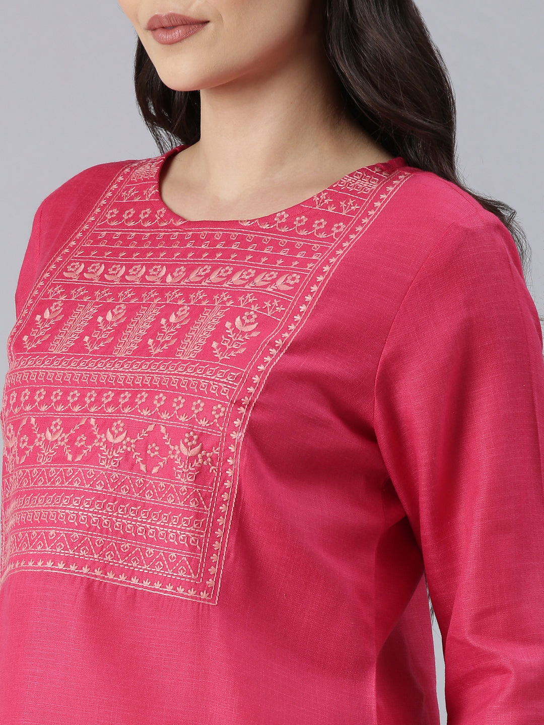 Women Embroidered Cotton Blend Straight Kurta (Pink) – Samhitas