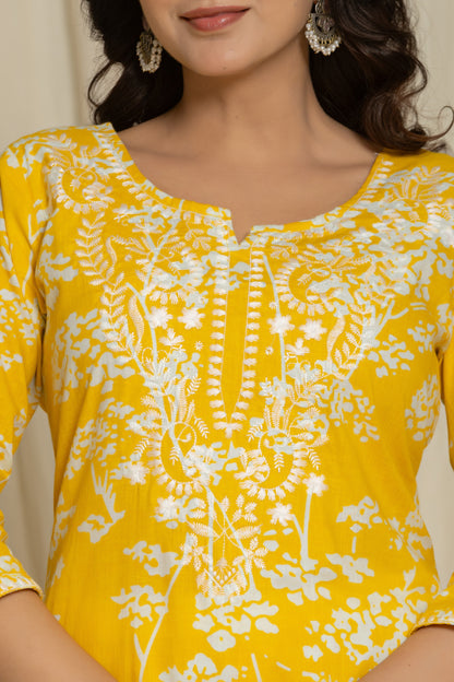 Yellow Color Kurta Set With White Abstract Print