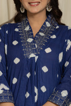 Beautiful Prosin Print Suit Set with Lace At Neck