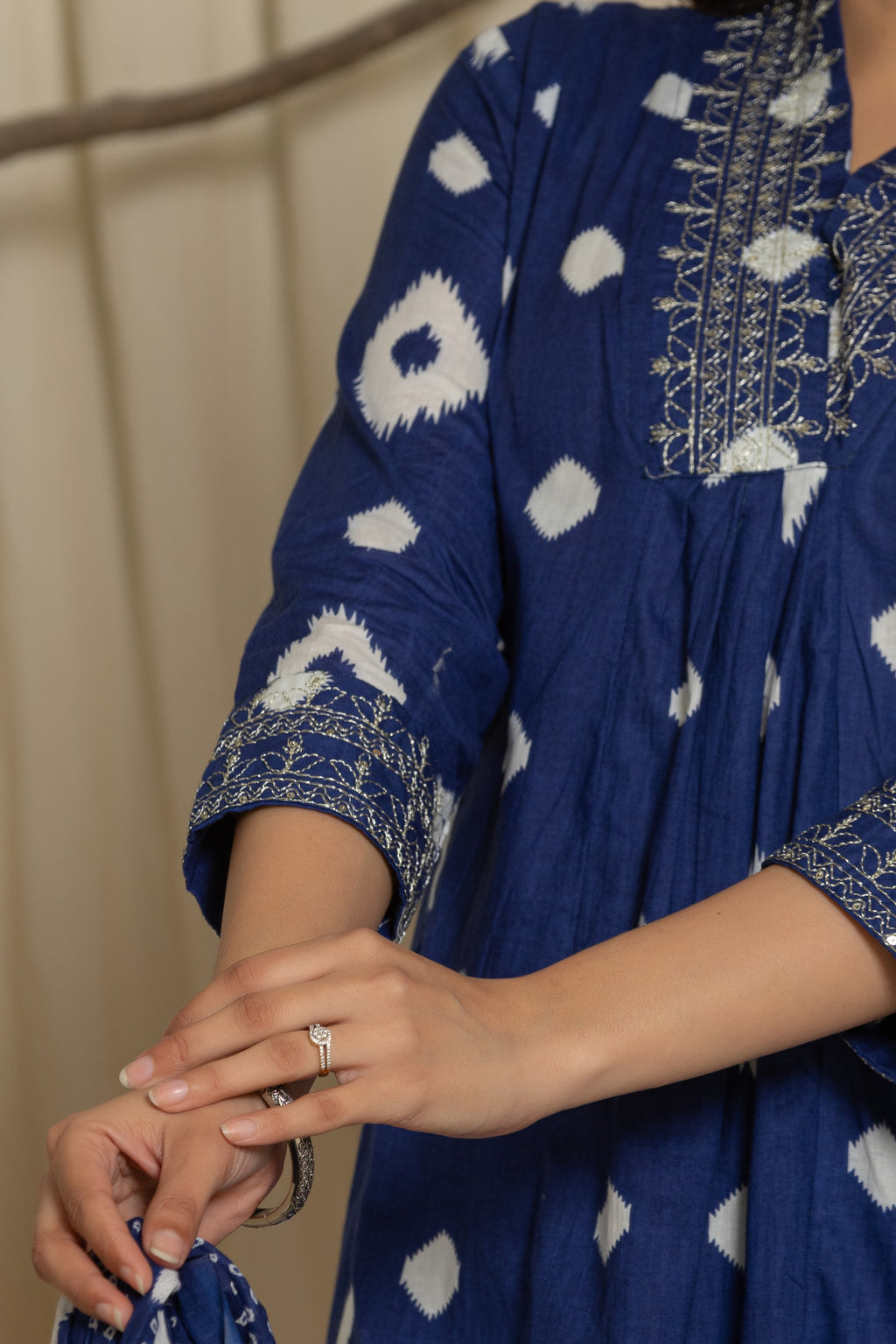 Beautiful Prosin Print Suit Set with Lace At Neck