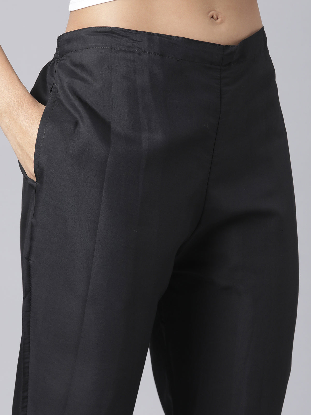 Black Floral Embroidered Kurta Set with Silver Threadwork and Organza Dupatta