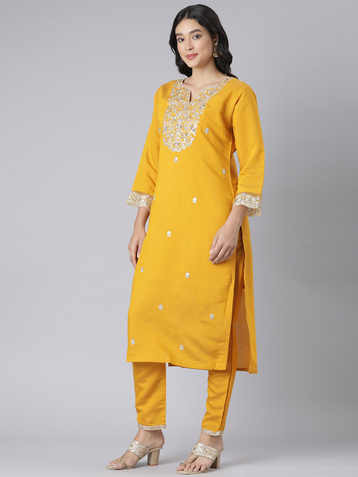 Yellow Floral Embroidered Kurta Set with Silver Threadwork and Organza Dupatta