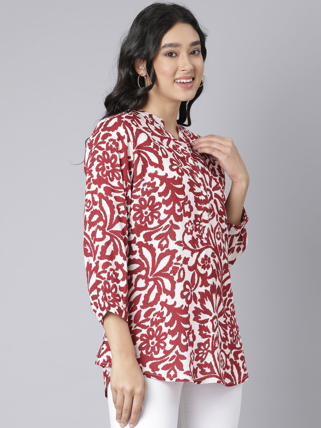 White and Red Floral Printed Short Kurti with Mandarin Collar and 3/4 Sleeves
