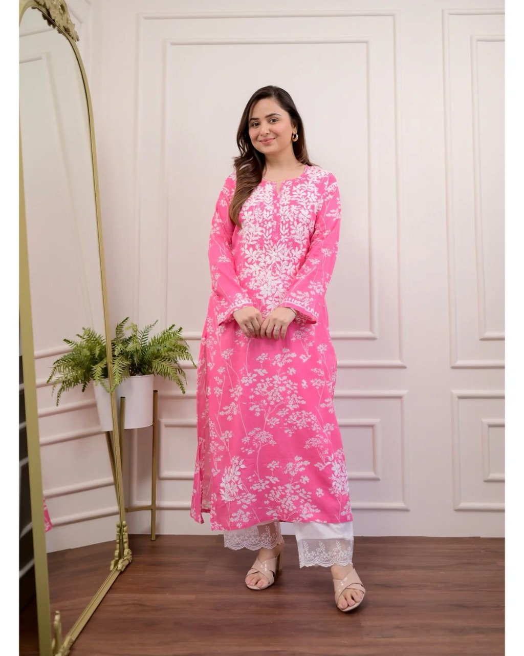 Pink Color Kurta Set With White Abstract Print