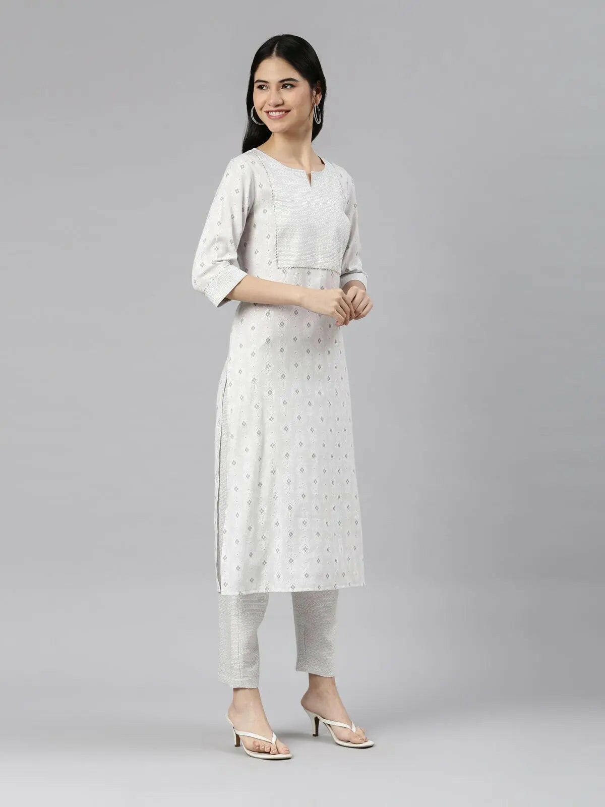 front side view of Samhitas White Round Neck Loose Fit Kurta set for women