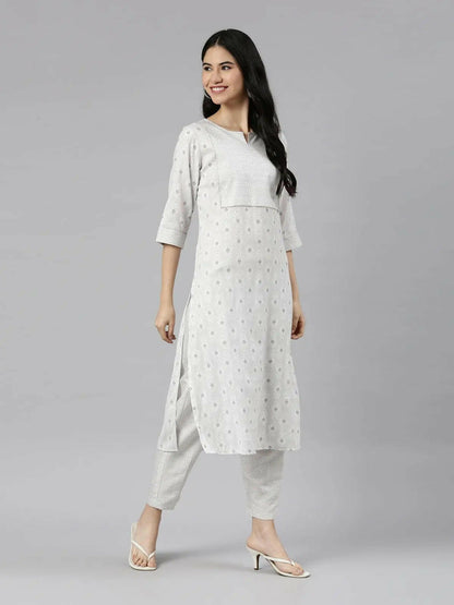 front view of Samhitas White Round Neck Loose Fit Kurta set for women