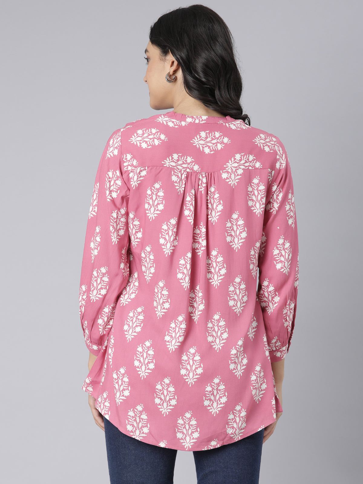 Women'S Pink & White Ethnic Motifs Printed Short Kurti