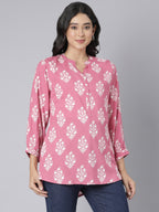 Women'S Pink & White Ethnic Motifs Printed Short Kurti