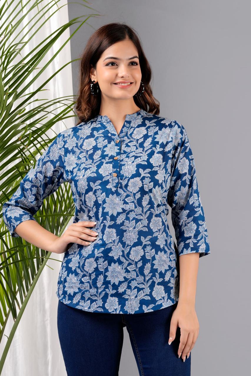 Round Mandarin Collar Sky Blue Floral Print Short Straight Kurti