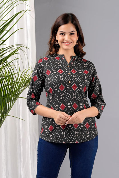 ROUND V-NECK BLACK IKAT  PRINT SHORT KURTI