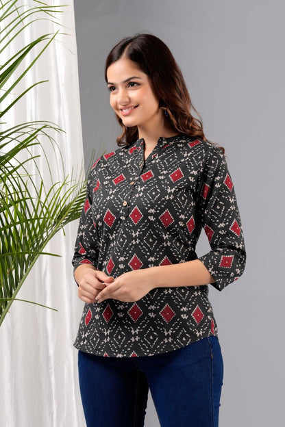 ROUND V-NECK BLACK IKAT  PRINT SHORT KURTI