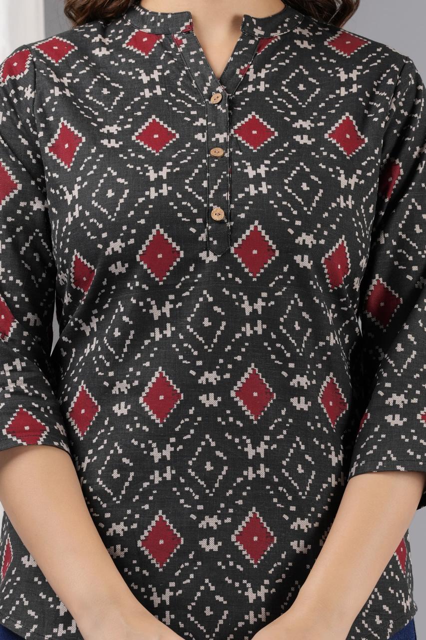 ROUND V-NECK BLACK IKAT  PRINT SHORT KURTI