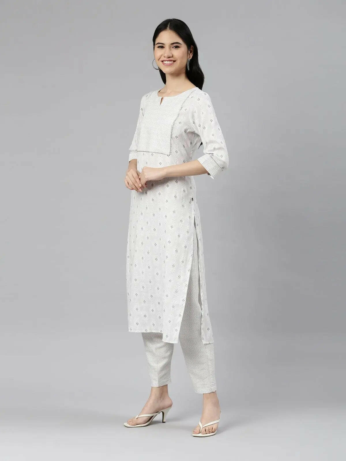 front side view of Samhitas White Round Neck Loose Fit Kurta set for women