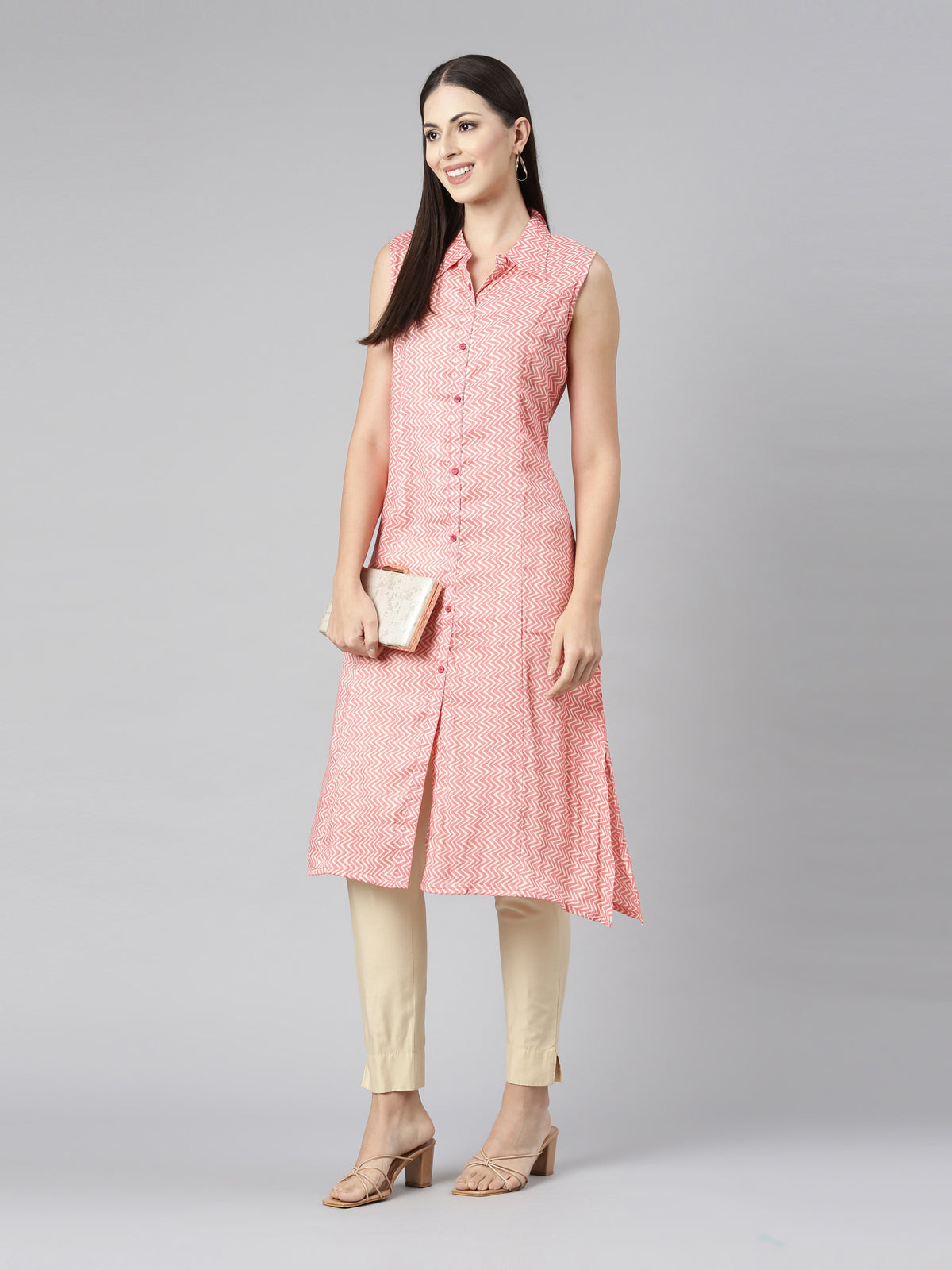 Sleeveless Pastel Pink Kurta with Long Pointed Collar & False Button