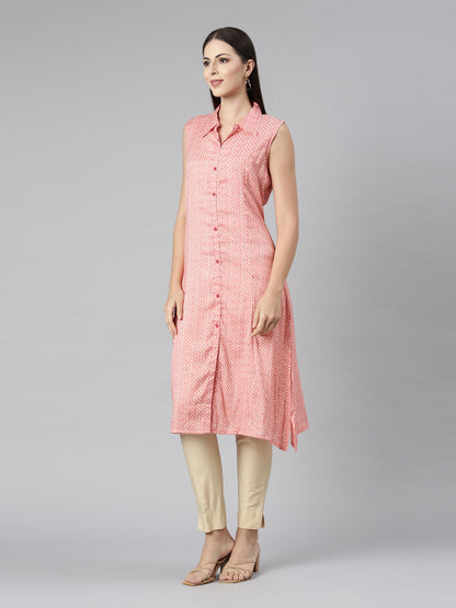 Sleeveless Pastel Pink Kurta with Long Pointed Collar & False Button