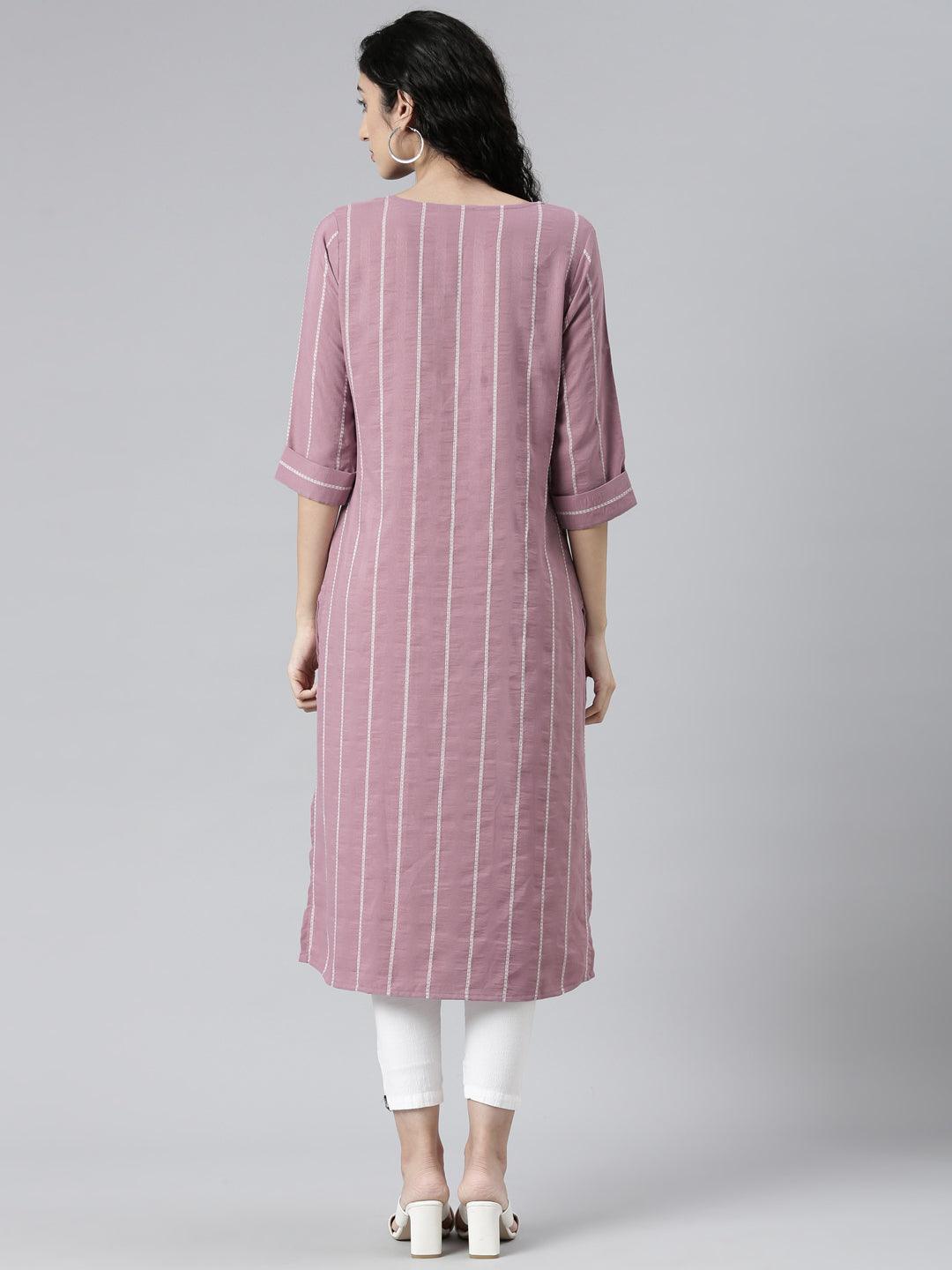 backside view image of samhitas Lavender Embroidered Chikan kurti