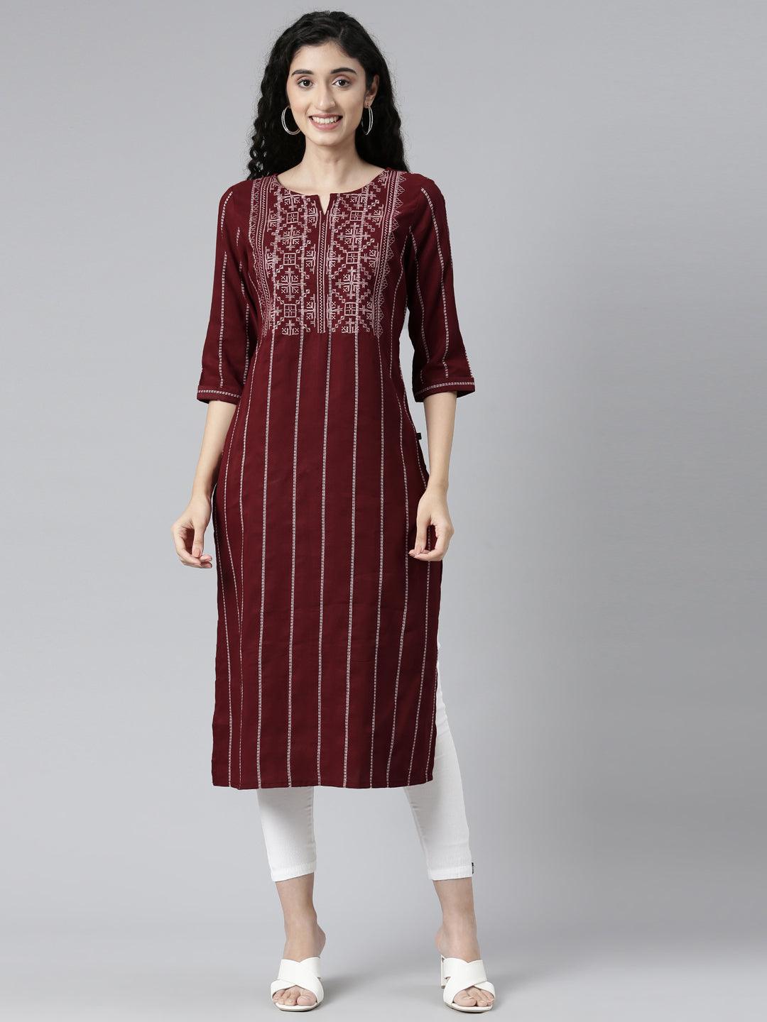 front side view of samhitas Maroon Striped Chikan Kurti