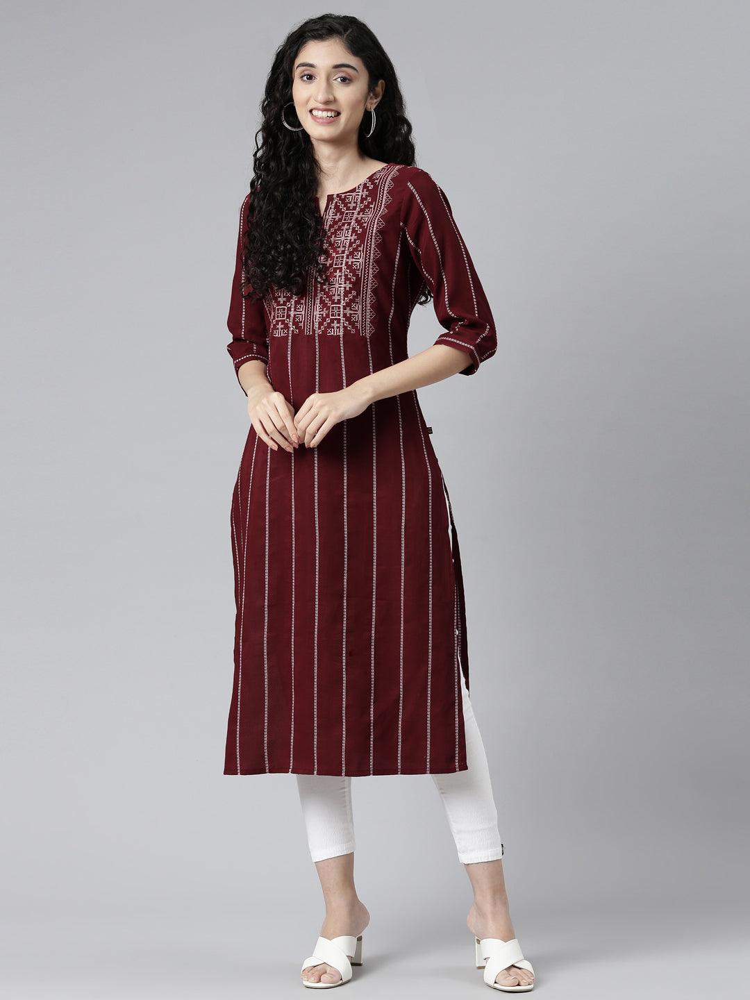 front side view of samhitas Maroon Striped Chikan Kurti