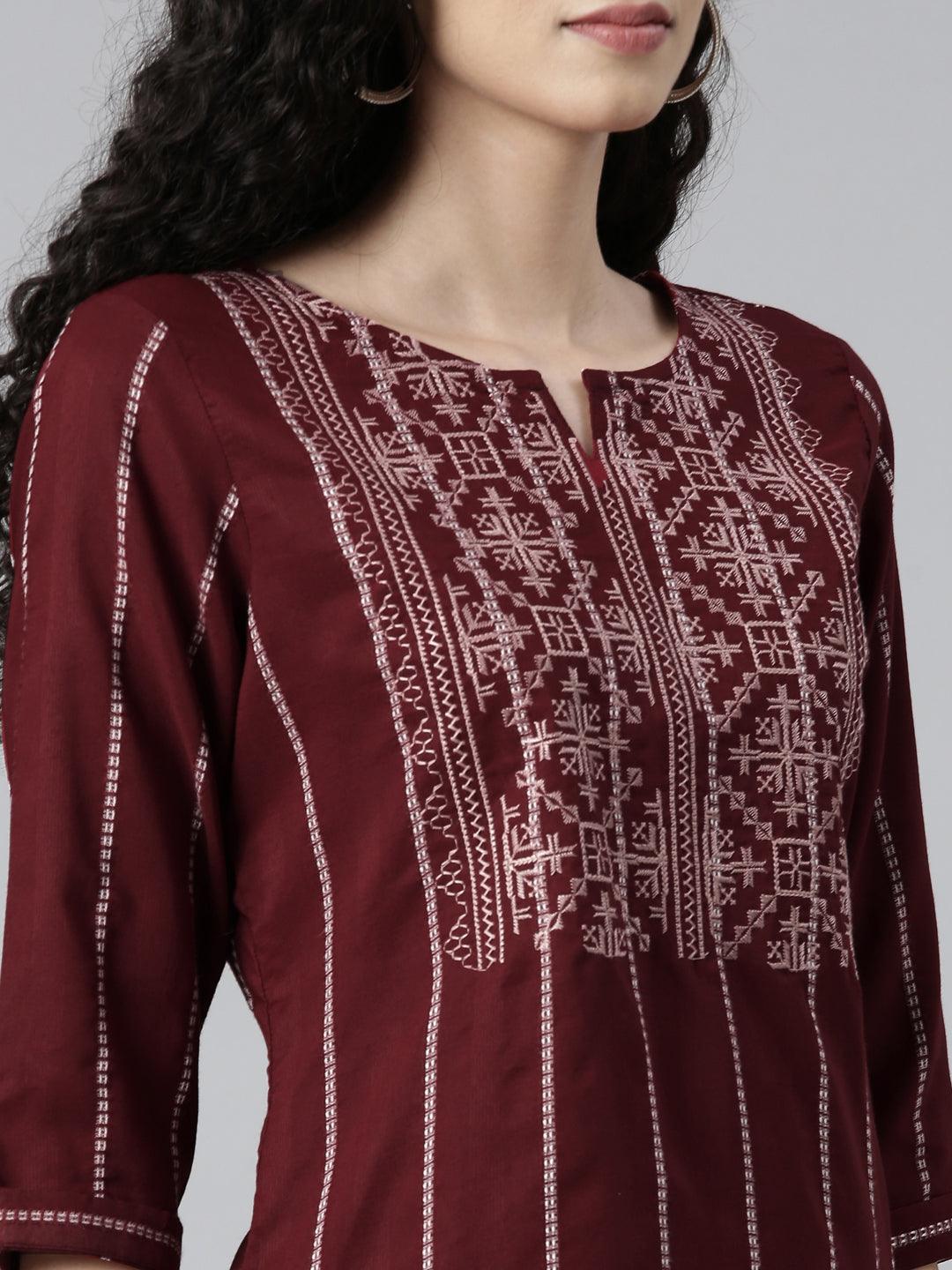 closeup view of samhitas Maroon Striped Chikan Kurti